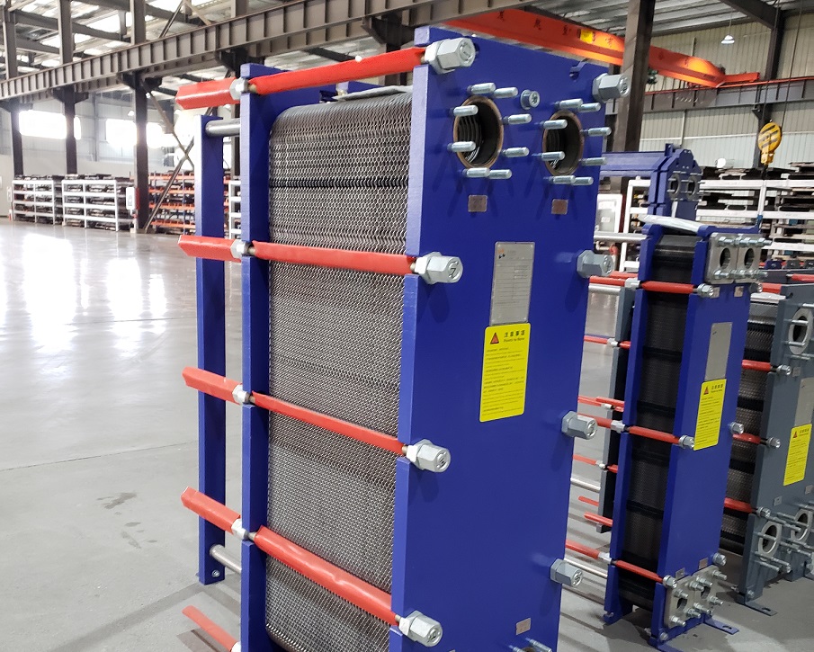 Molasses cooler plate heat exchanger for sugar making