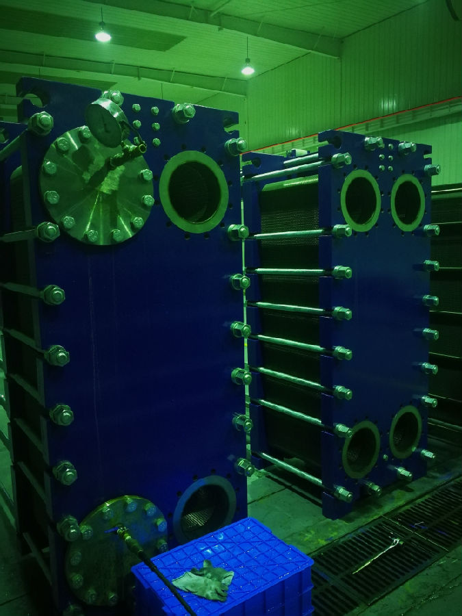 Our new product----high-pressure resisting and large-diameter plate heat exchanger