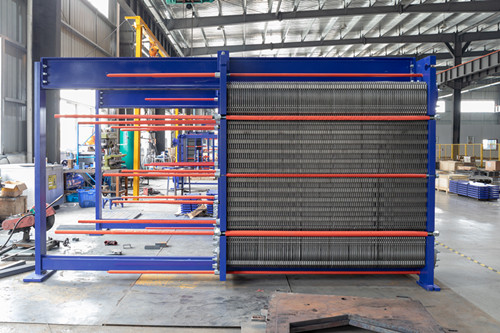 What are the differences and advantages between "plate heat exchanger" and shell and tube heat exchanger?