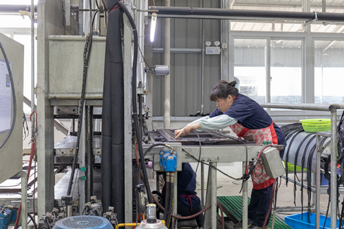 What should I pay attention to when commissioning the "plate heat exchanger"?